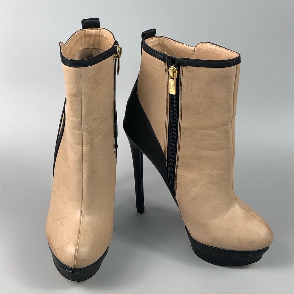 Colin Stuart Women’s High Heeled Booties Size 7.5B
